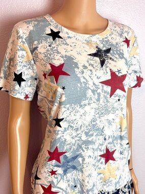 Vintage Onque Casuals Star Print Crewneck Tee - Red, Black, Yellow, Blue Patriot